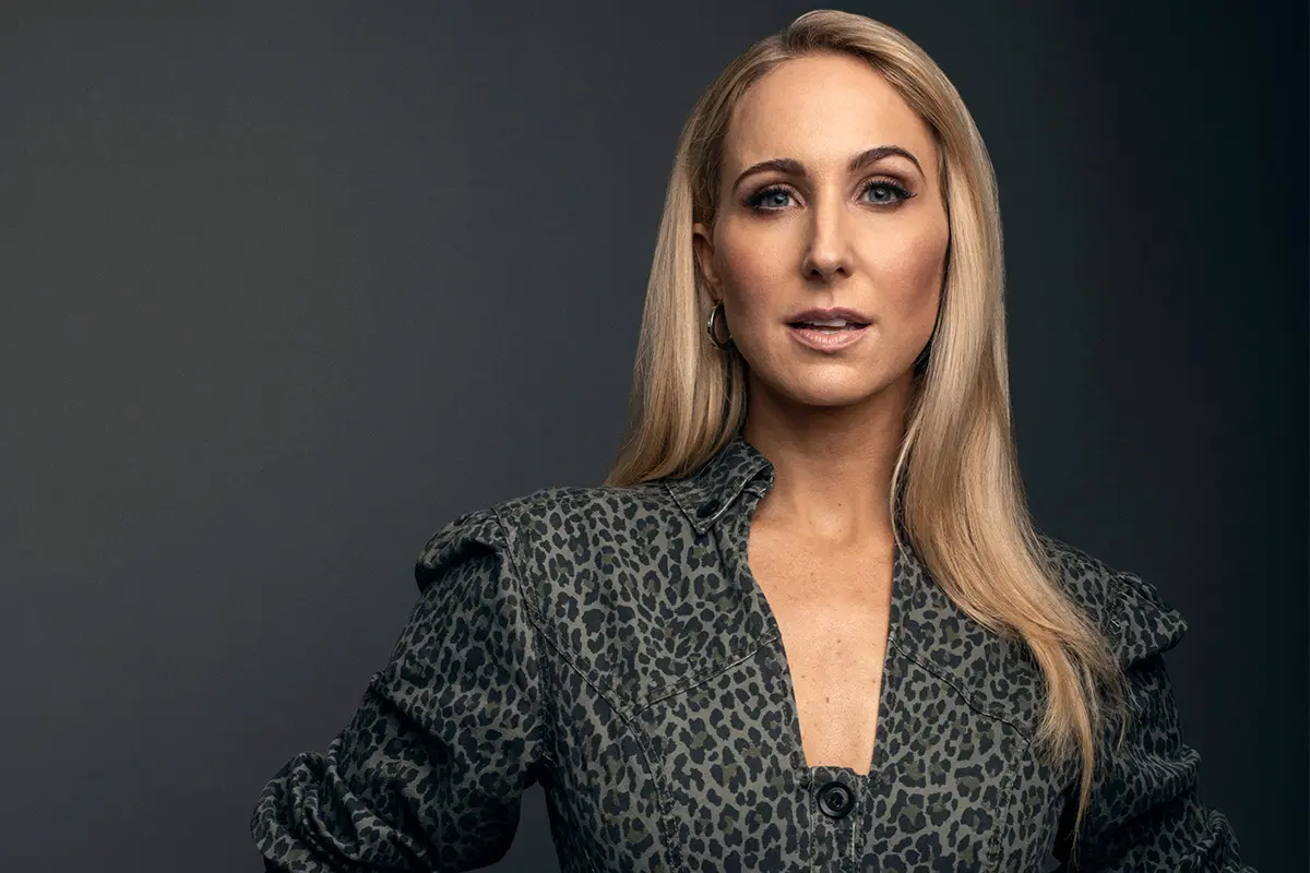 nikki glaser